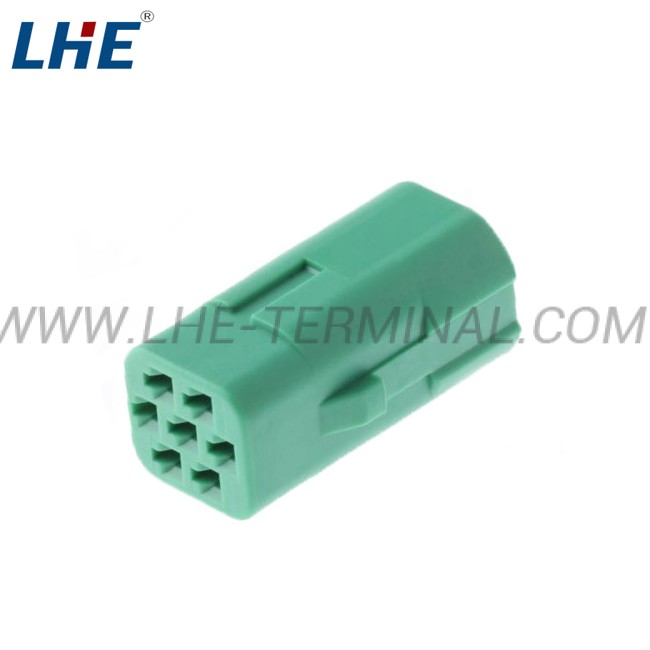 2822343-1 7 Position Wire-to-Wire Seal Female Multilock Connector