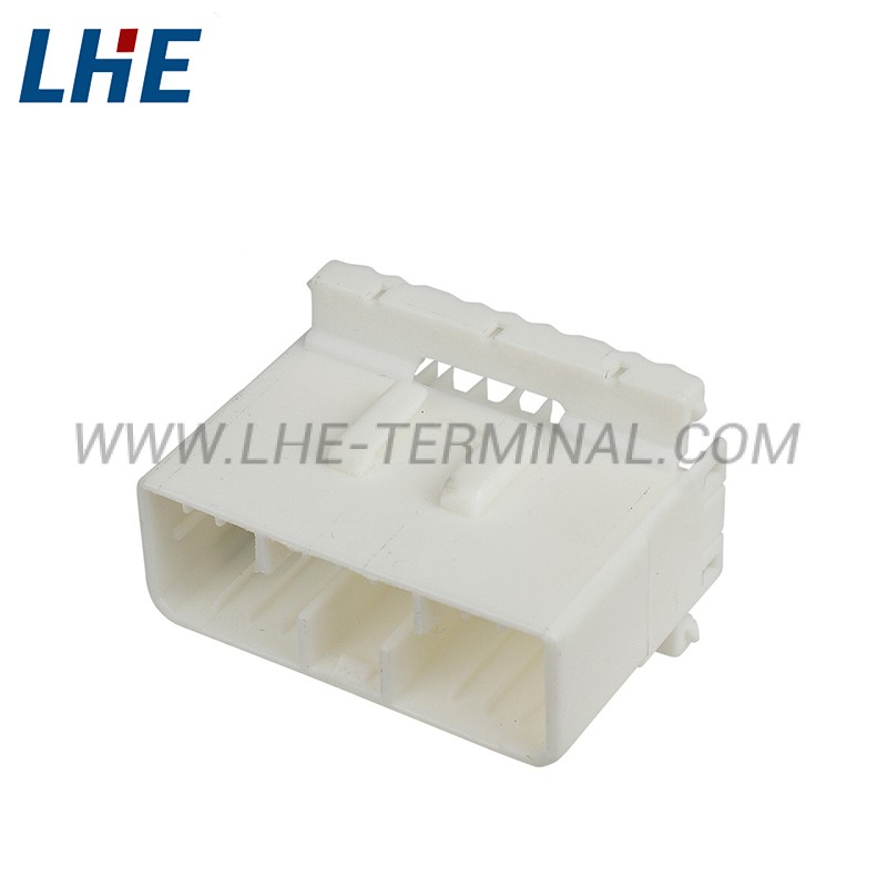 174935-1 18 Ways White Unseal Male Housing