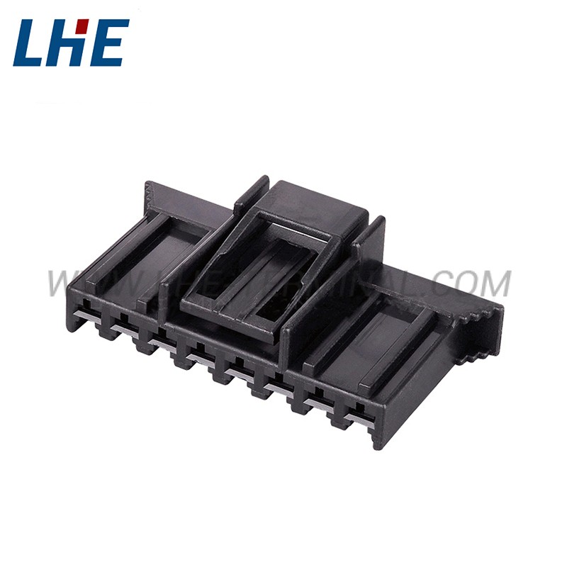 211PC083S0017 8 Ways Unseal Black Female Housing