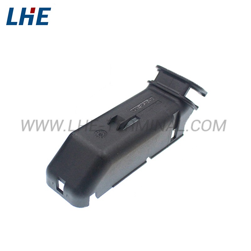 13778862 Black Automotive Cover Assembly