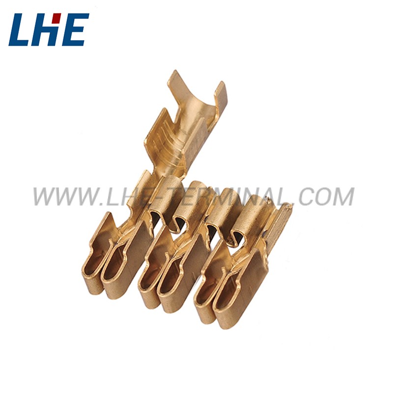 DJB621A-5X0.6X3D Female Unseal Auto Splice Terminal