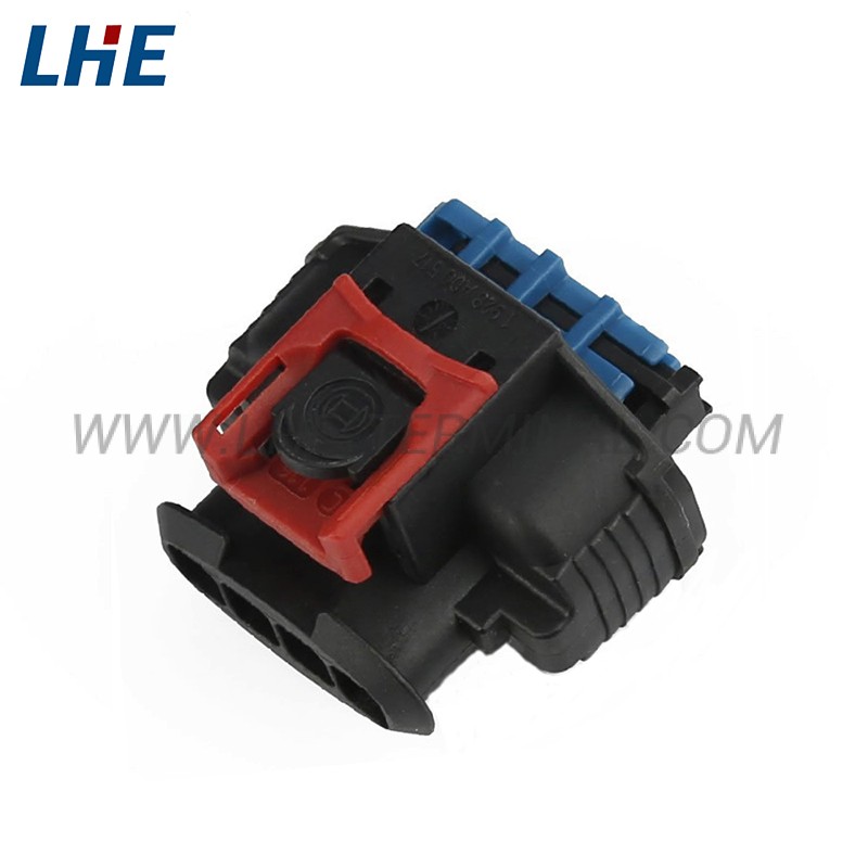 1928405525 4 Position Female Waterproof Electronic Connector