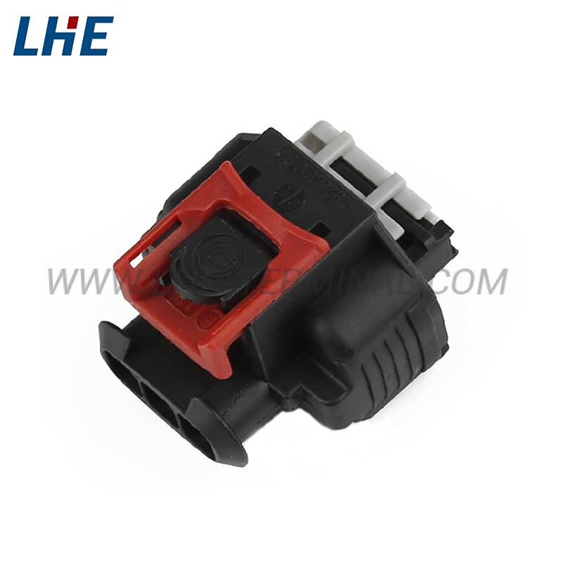 1928405528 3 Position Female Waterproof Electronic Connector