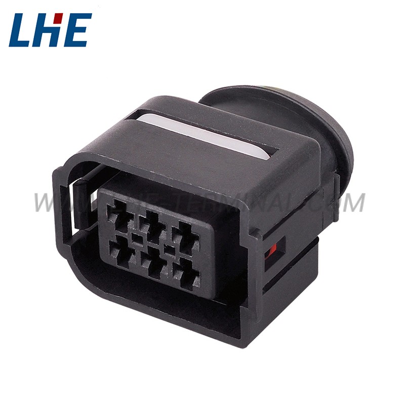 3B0959384 6 Position Black Female Cable Connector