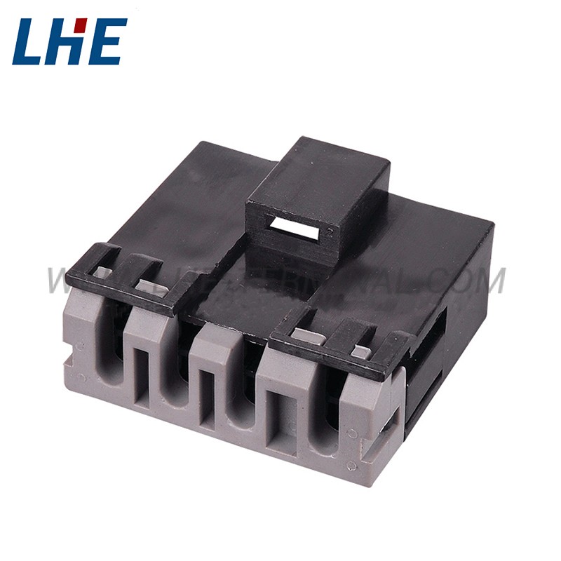 PP0329801 8 Position Male Solenoid Harness Housing