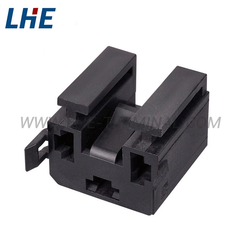 PP0901201 3 Position Female Industrial Socket