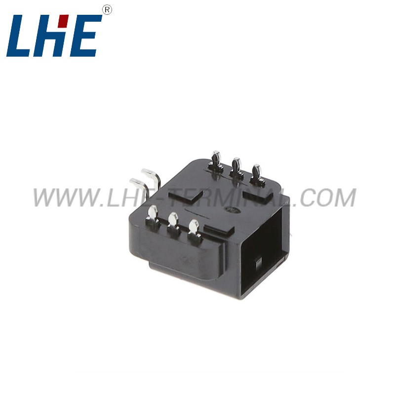 GT8EA-2P-2H(55) 2P Male Automotive Connector Wire-to-Board Connector